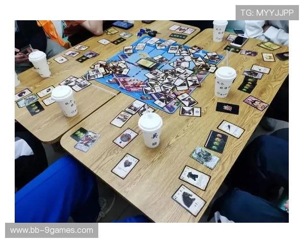 全新三国杀游戏上线引发热潮 玩家体验全新策略对决激情挑战